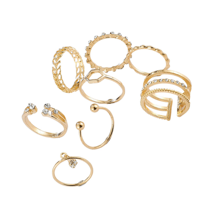 8 Rings Gold Heart Queen Diamond Charms