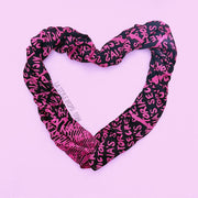 Victoria’s Secret Vintage Silky Scarve Pink Black Hearts VS logo Size Large